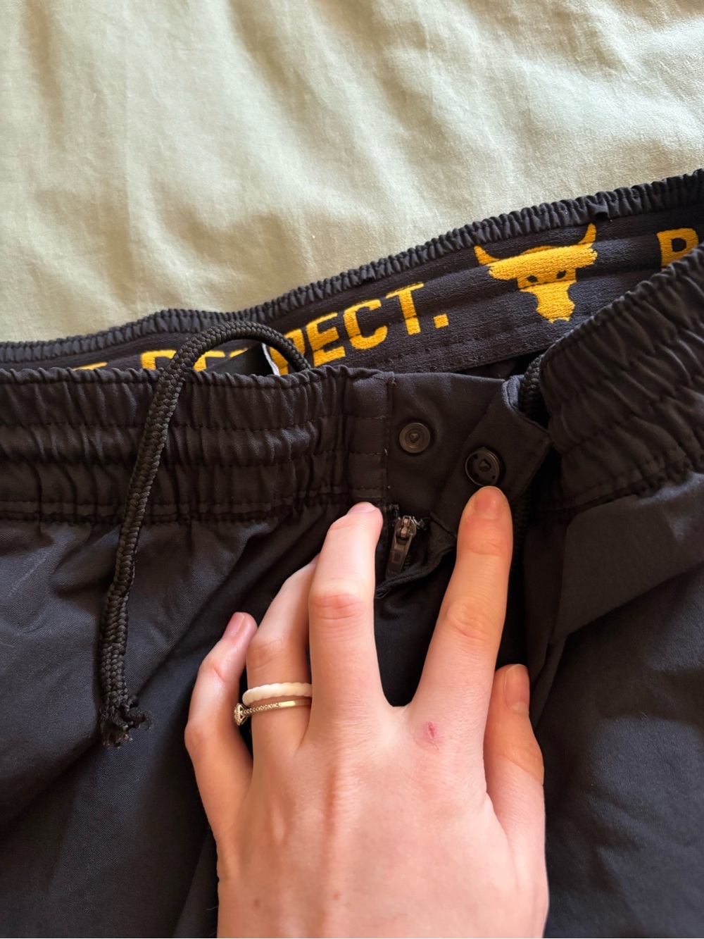Under Armour Project Rock Woven Cargo Pants - Picture 5 of 8